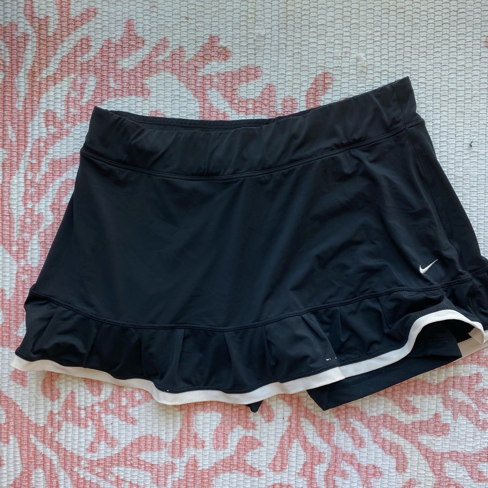 Nike tennis skirt